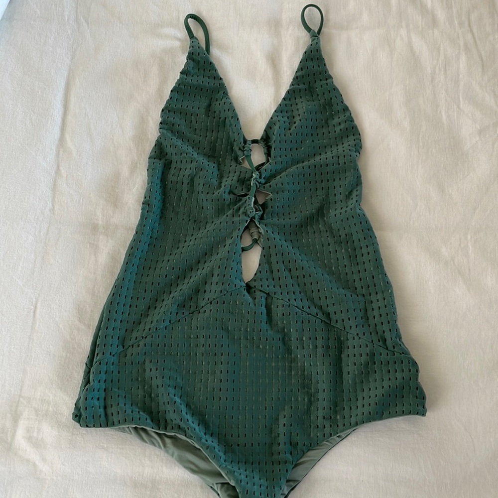 Acacia Kokomo onepiece in mesh seaweed